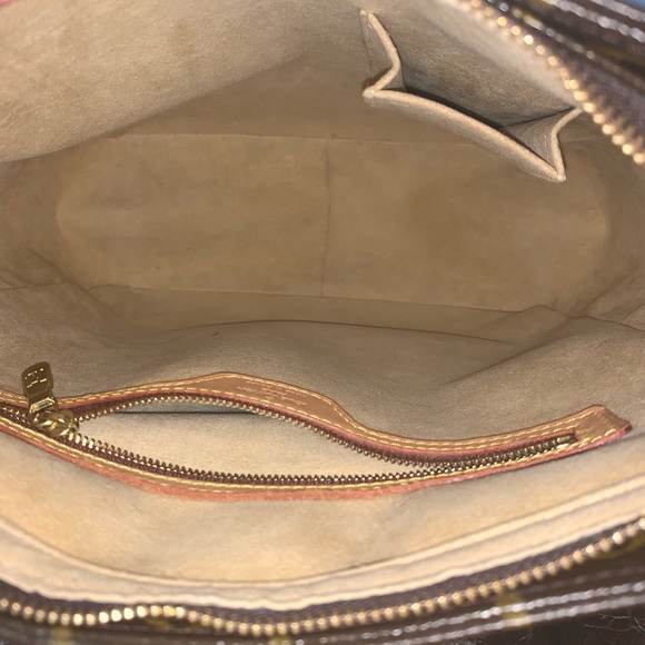 Authentic Louis Vuitton Looping GM - Picture 5 of 8